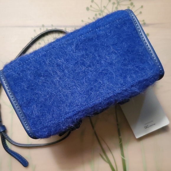 NWR Wool Blend With Leather Trim Blue Italian Handbag - Picture 4 of 10